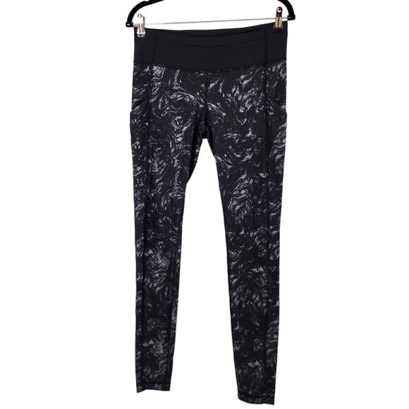 Lululemon Speed Tight II Full On Luxtreme Pockets in Grey and Black Size 8 - Picture 1 of 4